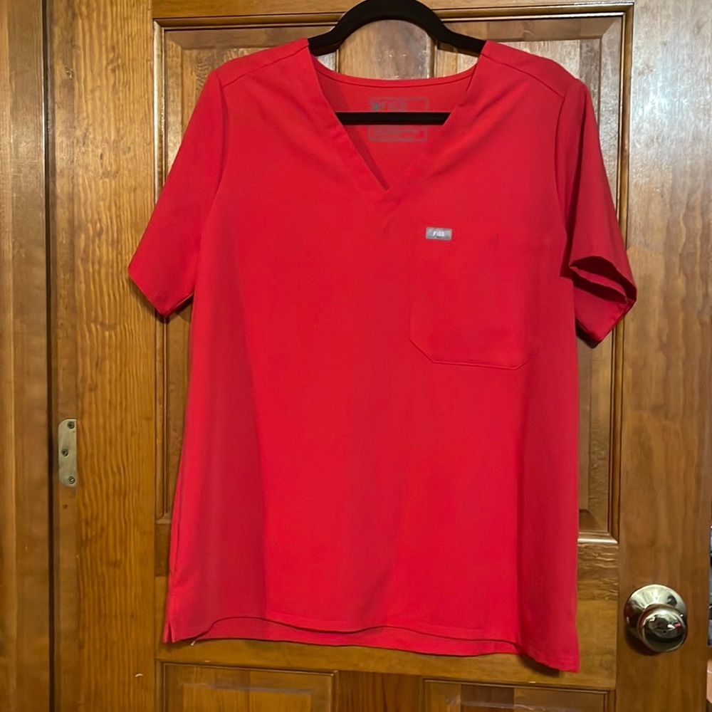 Figs pop red scrub top